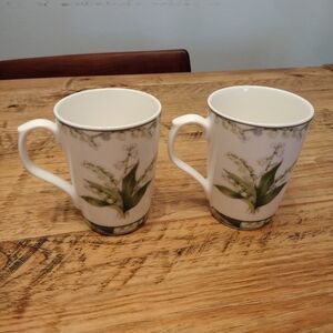 Imperial Porcelain Green and White Tropical Mugs